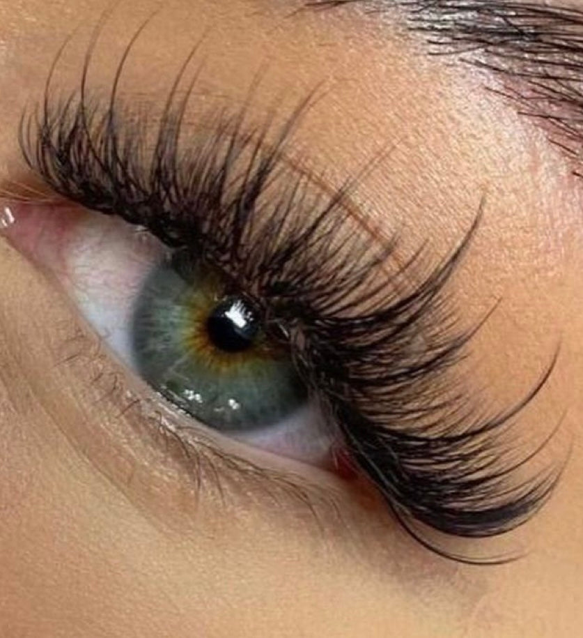 Chanel Lash Set